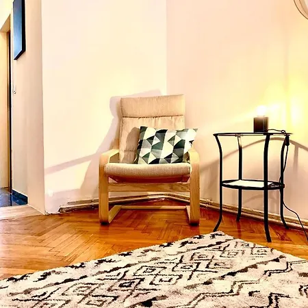 Urban Retreat - By Nahuen Apartment